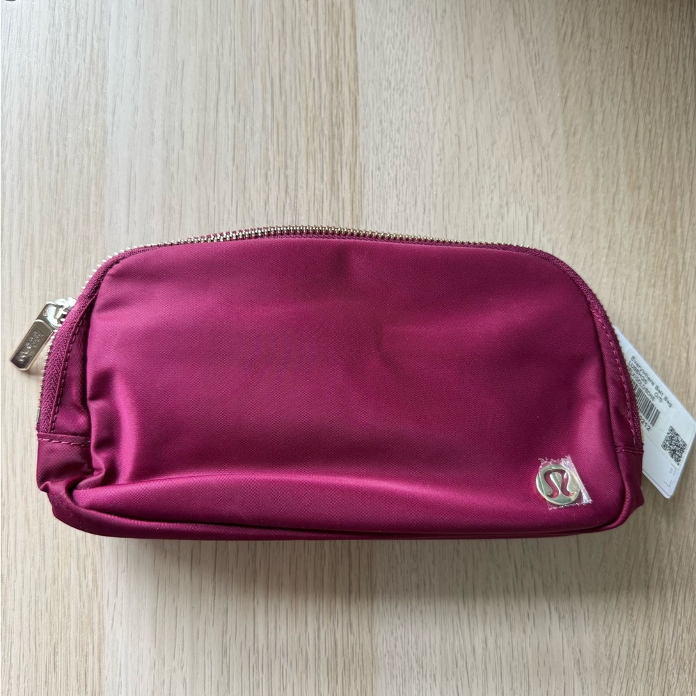 lululemon athletica everywhere belt bag